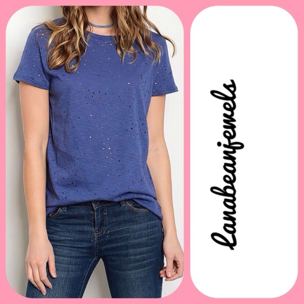>>Distressed relaxed shirt!!